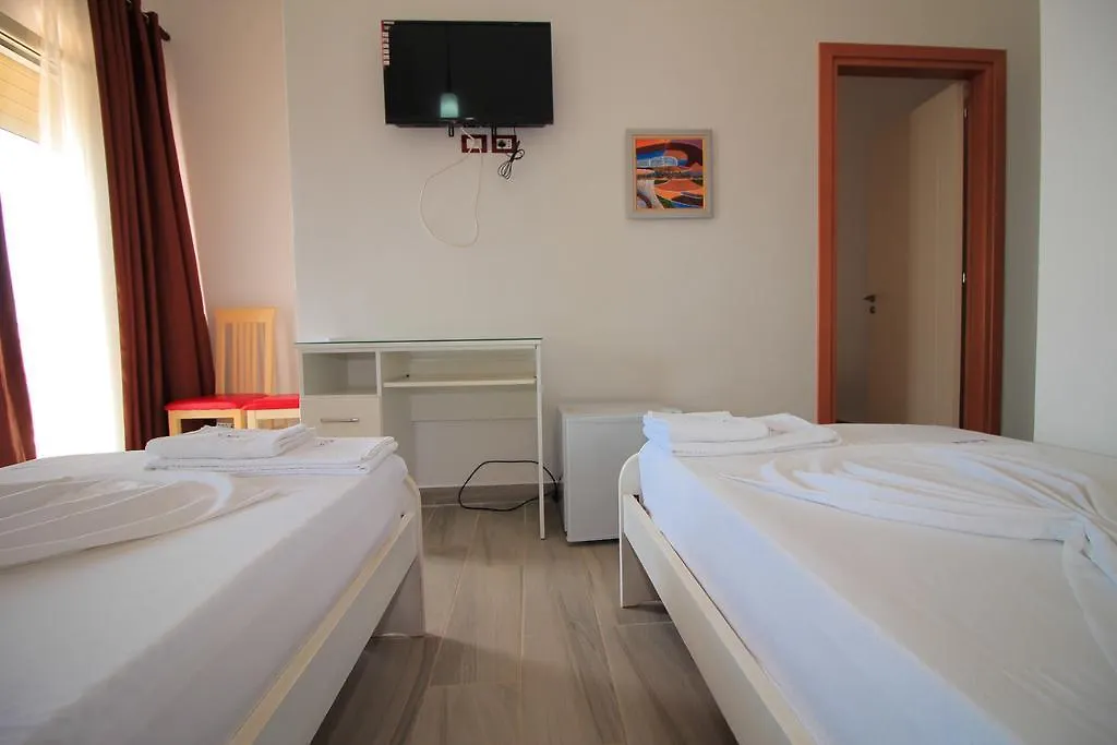 Hotel Keisa Dhermi 4*,
